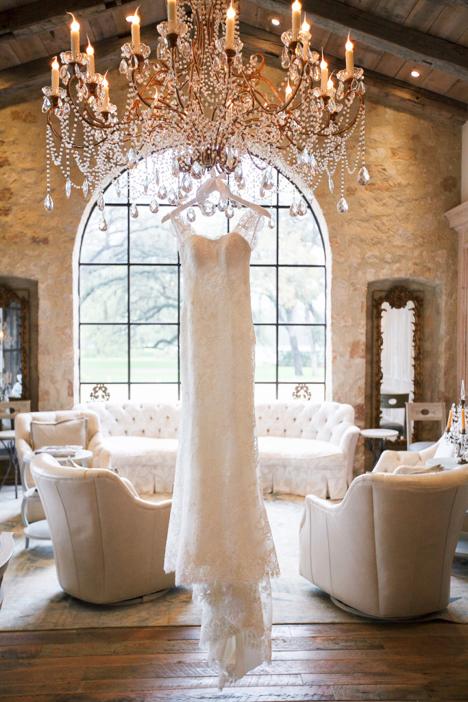 Outdoor Houston Oaks Country Club Wedding