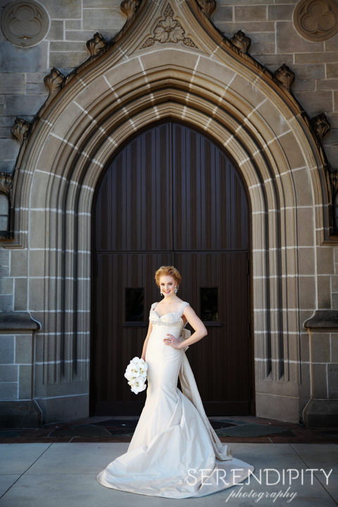 St. Paul's United Methodist Church wedding, church bridal portrait, houston museum district wedding,